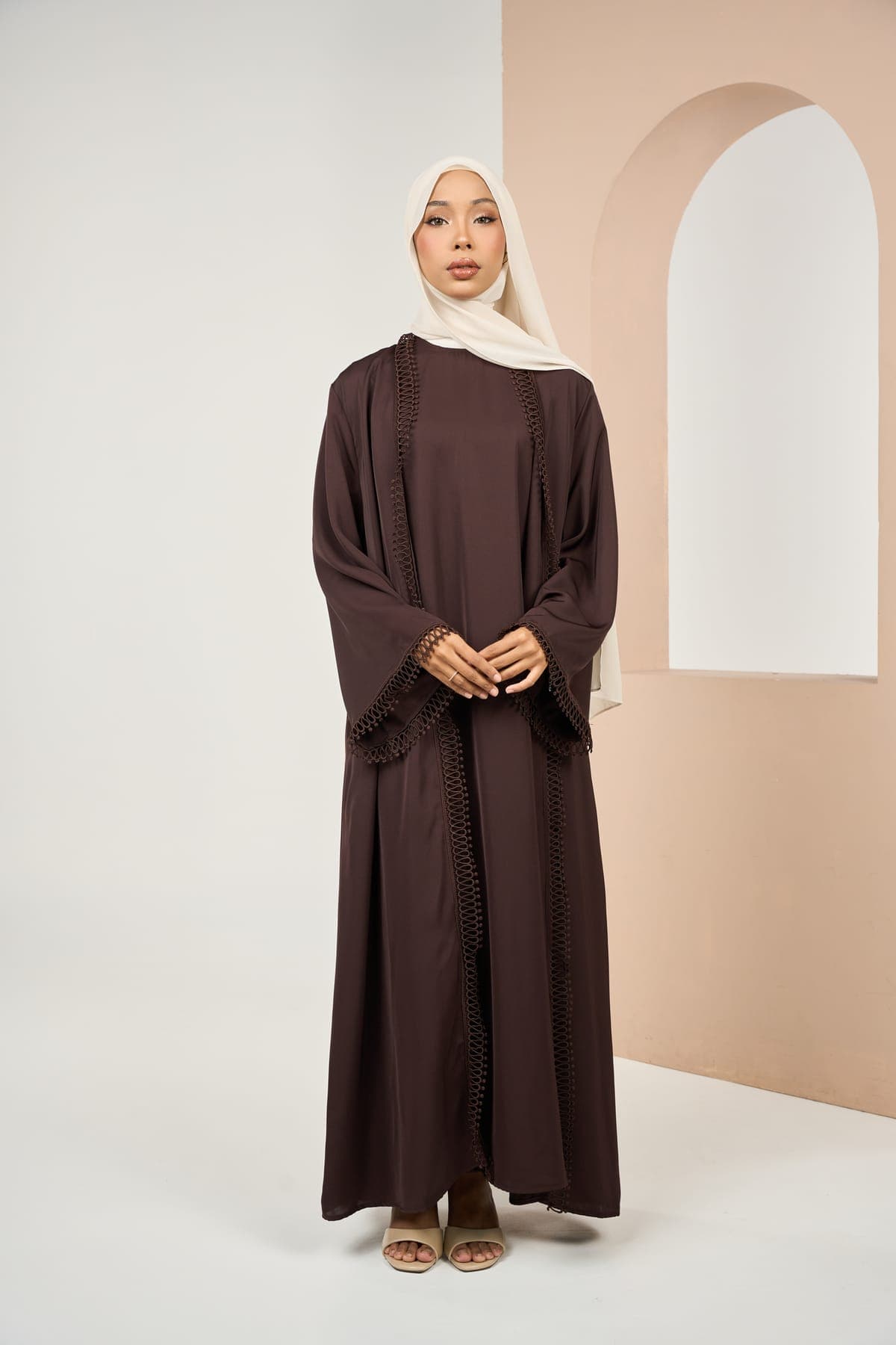 Coffee abaya
